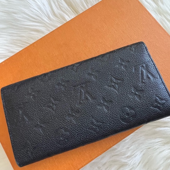 Authentic Louis Vuitton Empreinte Monogram Wallet - Picture 9 of 12